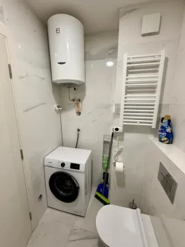Izdavanje, jednosoban stan, 50m², Central Point, Podgorica - image 4