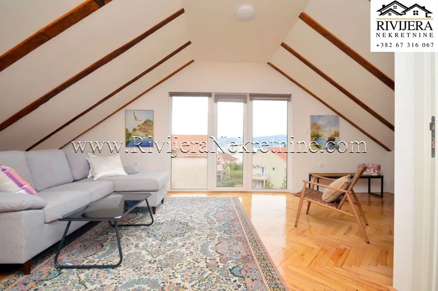 Prodaja, kuća, 130m², Centar, Tivat