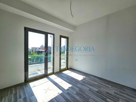 Prodaja, dvosoban stan, 72m², Bar, Crna Gora - image 11