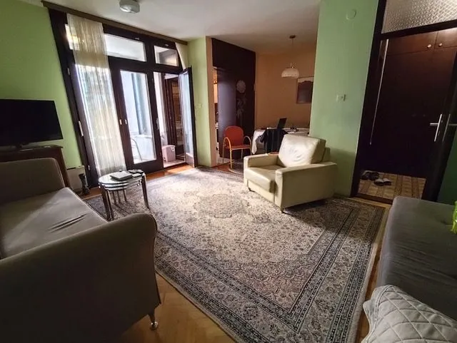 Prodaja, jednosoban stan, 60m², Centar, Bar