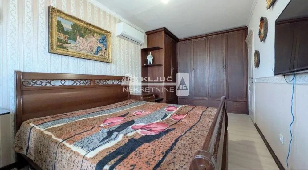 Sale, three bedroom apartment, 82m², Novi Beograd Blok 64, Novi Beograd Sve Podlokacije