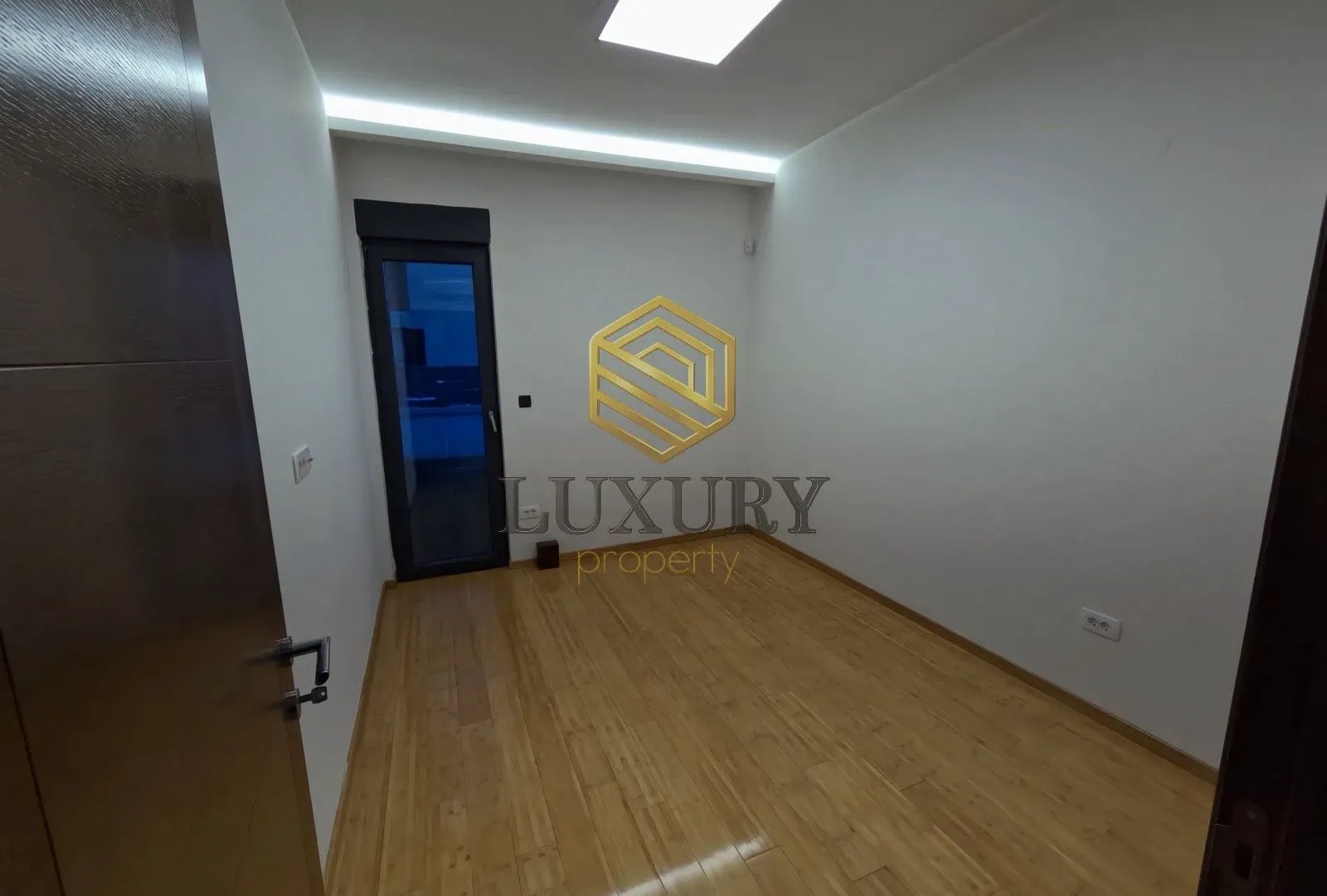 Rent, house, 160m², Dalmatinska ulica, Podgorica