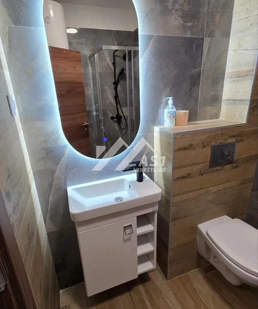 Izdavanje, dvosoban stan, 45m², Veternik, Novi Sad Sve Podlokacije