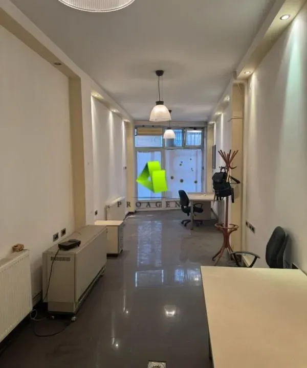 Rent, office space, 140m², Medijana, Niš
