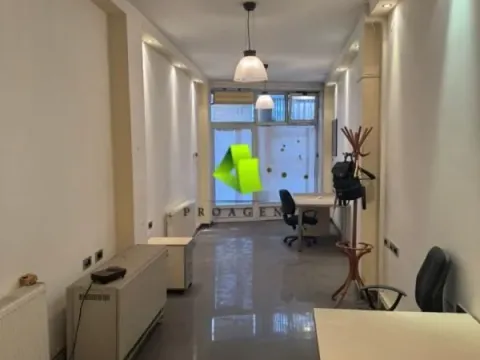 Izdavanje, poslovni prostor, 140m², Medijana, Niš