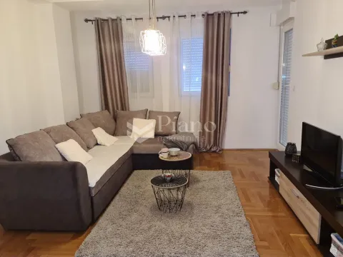 Rent, two bedroom apartment, 75m², City Kvart, Podgorica - image 3