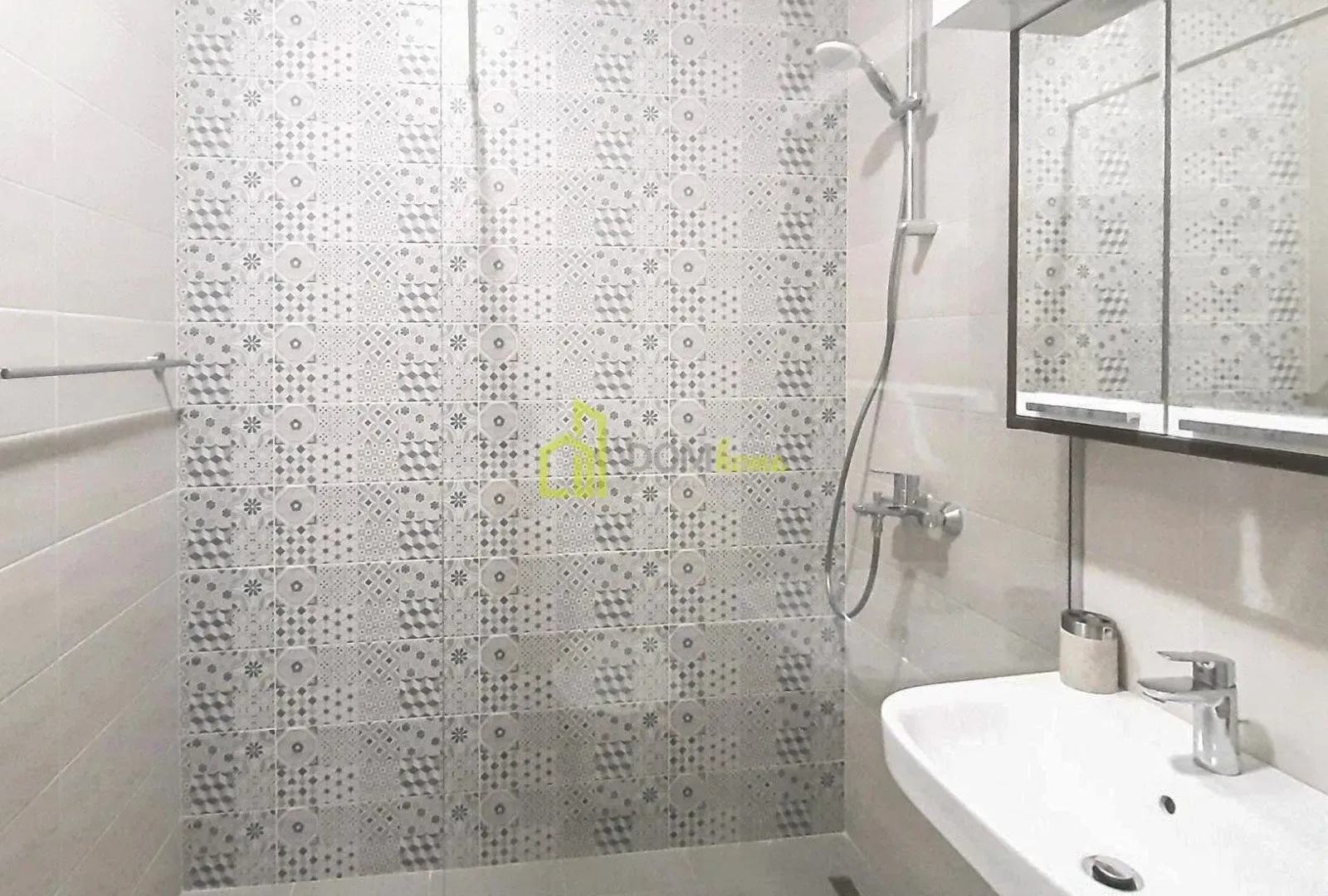 Prodaja, jednosoban stan, 45m², Blok 9, Podgorica