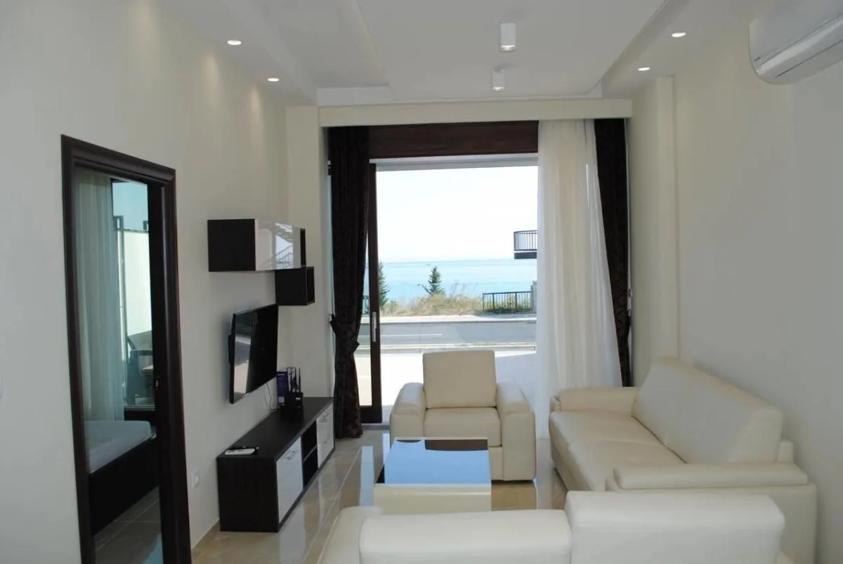 Sale, one bedroom apartment, 50m², Bečići, Budva