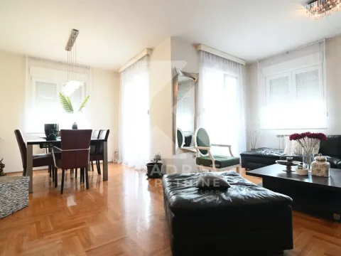 Prodaja, trosoban stan, 185m², Stari Aerodrom, Podgorica - image 3