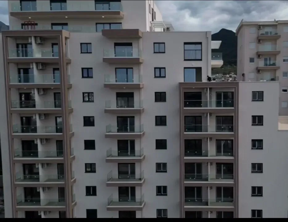 Sale, two bedroom apartment, 69m², Ilino, Bar