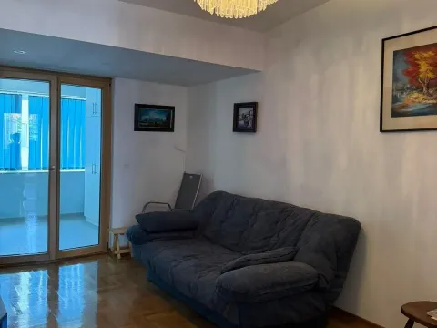 Rent, two bedroom apartment, 87m², Zaobilaznica, Budva - image 1