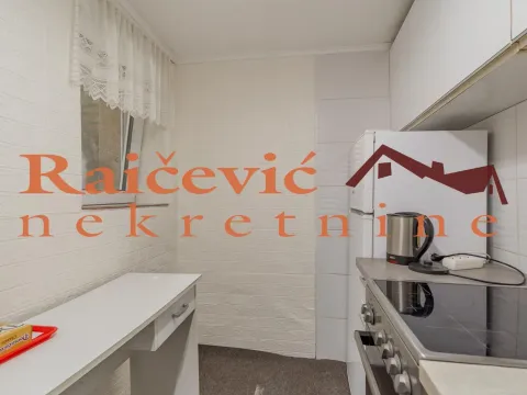 Sale, one bedroom apartment, 40m², Kalenić Pijaca, Vračar Sve Podlokacije - image 17