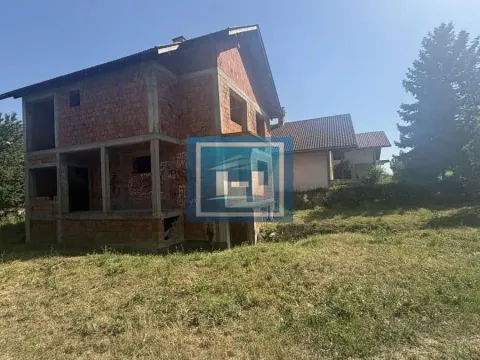 Prodaja, kuća, 300m², Budžino brdo, Jagodina - image 2