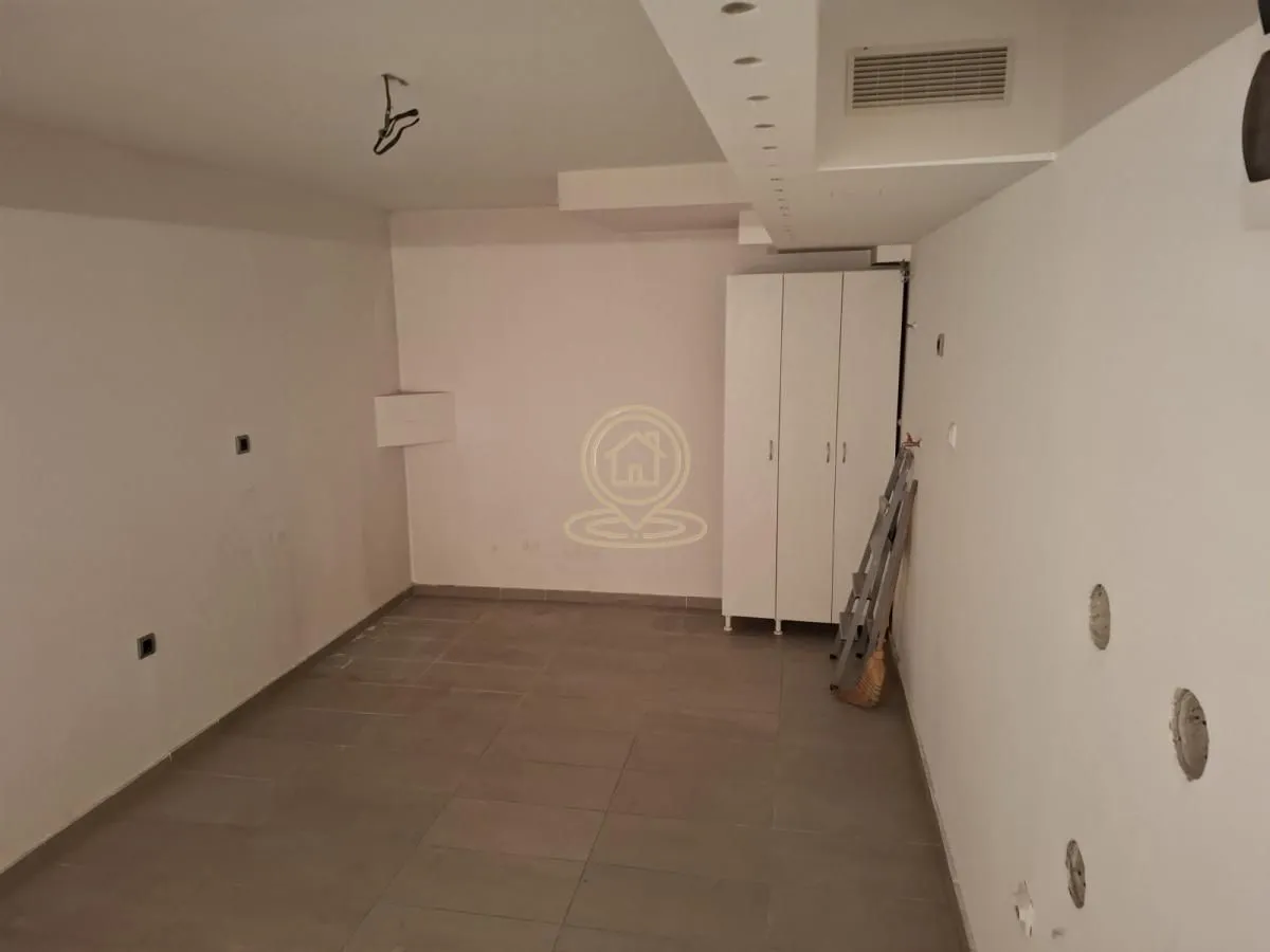 Rent, office space, 73m², Podbara, Novi Sad Sve Podlokacije