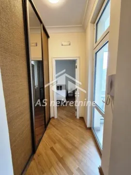 Sale, three bedroom apartment, 115m², Slavija, Vračar Sve Podlokacije - image 7