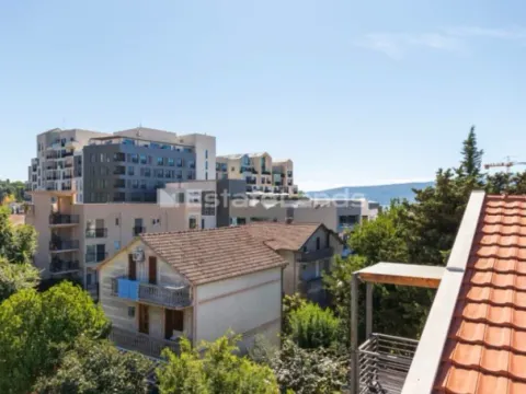 Izdavanje, dvosoban stan, 75m², Seljanovo, Tivat - image 7