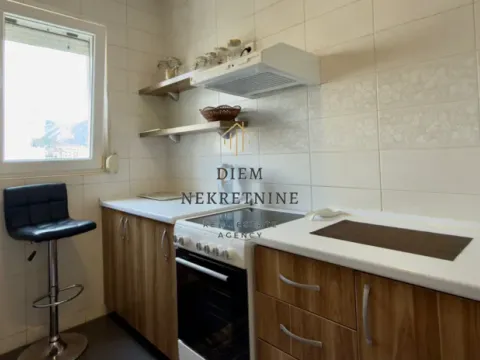 Rent, two bedroom apartment, 70m², Centar, Bar - image 4