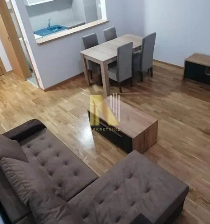 Izdavanje, dvosoban stan, 49m², Jugovićevo, Novi Sad Sve Podlokacije