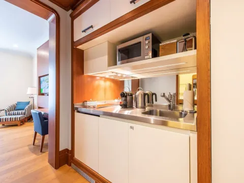 Prodaja, garsonjera, 42m², Porto Montenegro, Tivat - image 11