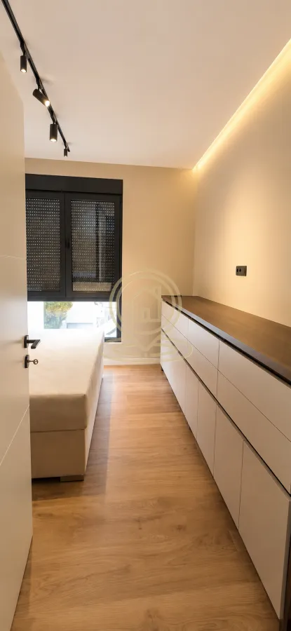 Izdavanje, trosoban stan, 82m², Olimp, Zvezdara Sve Podlokacije