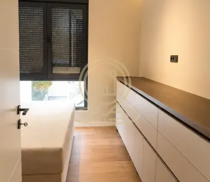 Izdavanje, trosoban stan, 82m², Olimp, Zvezdara Sve Podlokacije - image 13