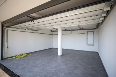 Rent, house, 200m², Krimovica, Kotor - image 20