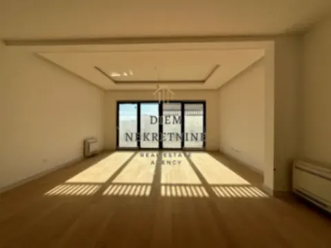 Prodaja, trosoban stan, 139m², Donja Gorica, Podgorica