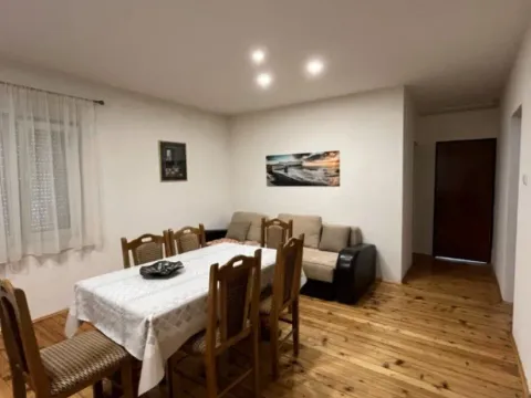 Prodaja, kuća, 140m², Centar, Žabljak - image 9