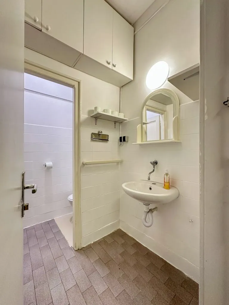 Izdavanje, poslovni prostor, 33m², Preko Morače, Podgorica