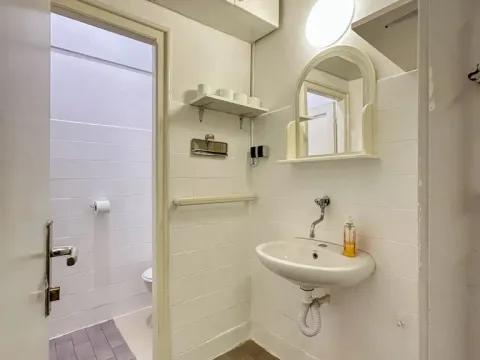 Rent, office space, 33m², Preko Morače, Podgorica - image 8