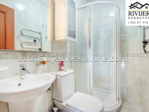 Sale, three bedroom apartment, 244m², Centar, Herceg Novi - image 20