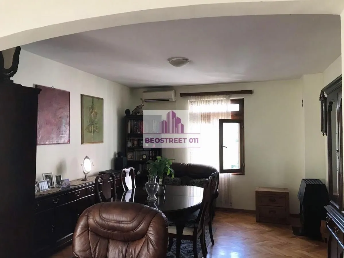 Sale, house, 139m², Crveni Krst, Beograd