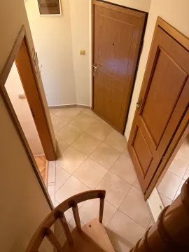 Izdavanje, trosoban stan, 80m², Đenovići, Herceg Novi - image 3