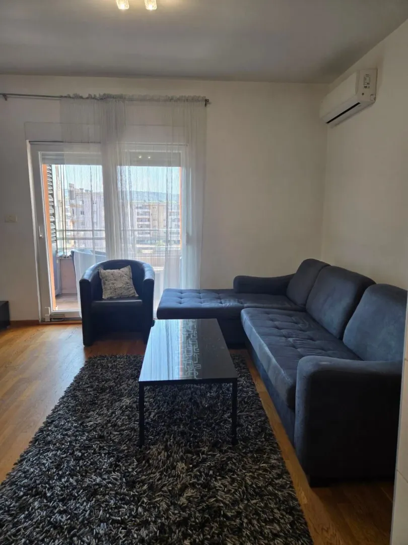 Rent, two bedroom apartment, 70m², City Kvart, Podgorica