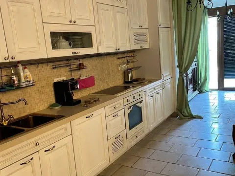 Prodaja, kuća, 259m², Krašići, Tivat - image 5