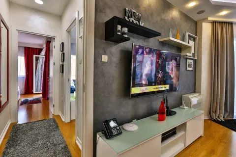 Rent, two bedroom apartment, 110m², Budva, Crna Gora - image 5
