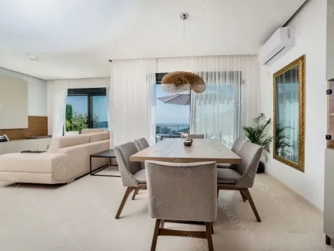 Prodaja, kuća, 160m², Centar, Budva - image 5