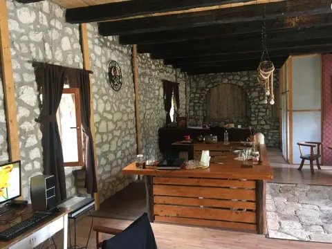 Prodaja, kuća, 150m², Obzovica, Cetinje - image 6