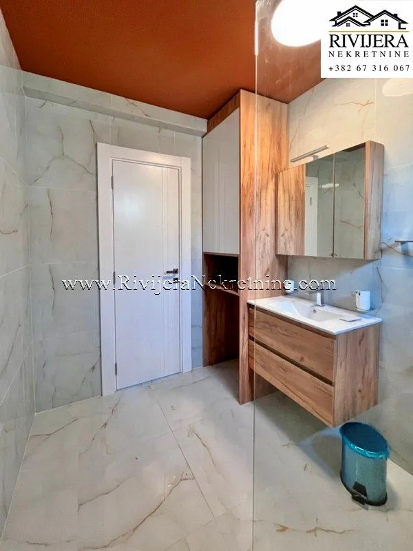 Prodaja, dvosoban stan, 72m², Kava, Tivat