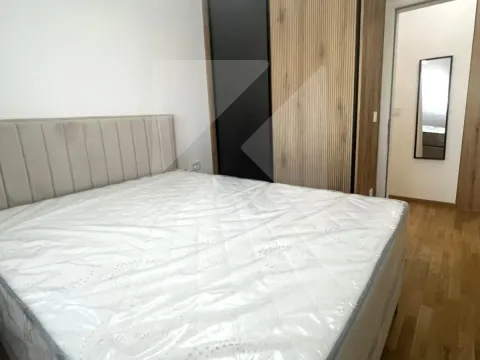 Izdavanje, jednosoban stan, 48m², Stari Aerodrom, Podgorica - image 4