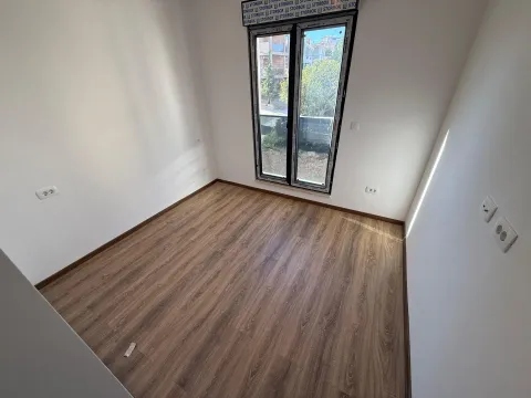 Prodaja, stan, 54m², Bar, Crna Gora - image 6