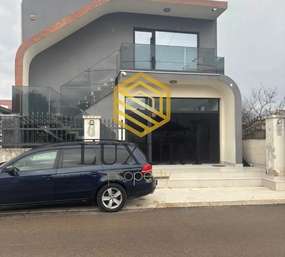 Rent, office space, 64m², Zagorič, Podgorica