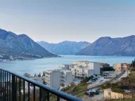 Sale, two bedroom apartment, 74m², Dobrota, Kotor - image 10