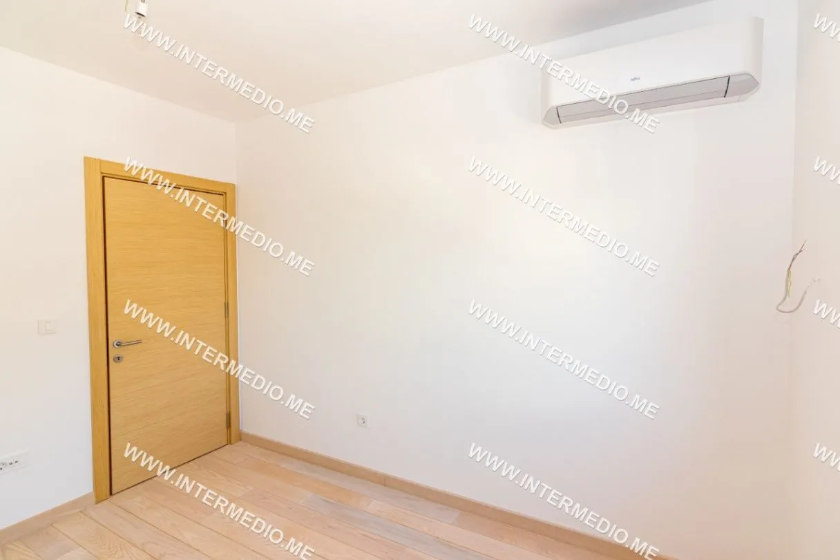 Prodaja, dvosoban stan, 68m², Igalo, Herceg Novi