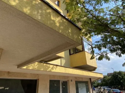 Izdavanje, poslovni prostor, Podgorica, Crna Gora - image 7