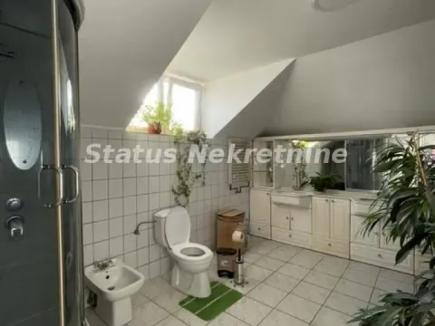 Izdavanje, kuća, 320m², Telep, Novi Sad Sve Podlokacije - image 10