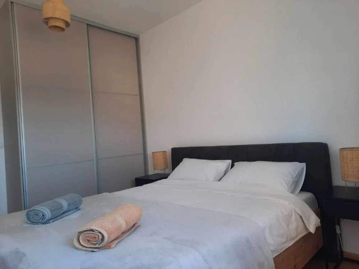 Daily-rent, one bedroom apartment, 40m², Ilino, Bar