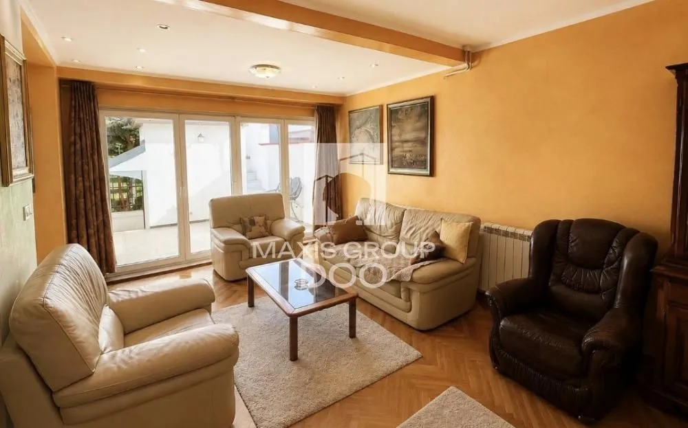Prodaja, stan, 150m², Bežanija, Beograd