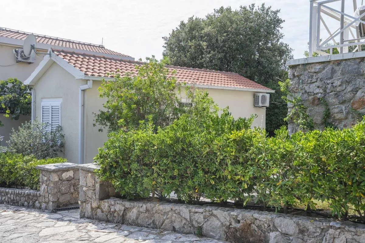 Prodaja, kuća, 230m², Bigova, Kotor