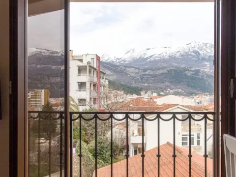 Rent, one bedroom apartment, 25m², Centar, Budva - image 7